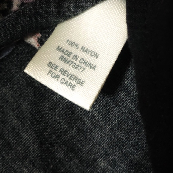 Black Floral Front Tie Shirt Sz L - Picture 6 of 7